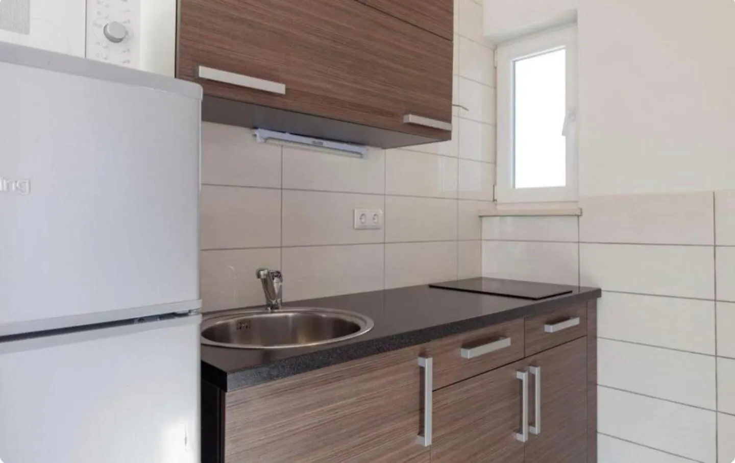 Affabilis Vip House - Top Location Right Next To The Beach - Free Parking - Sea View - Facilities And Activities Within Walking Distance - 15 Minutes From Split Airport - Buralux Properties Trogir Croatia